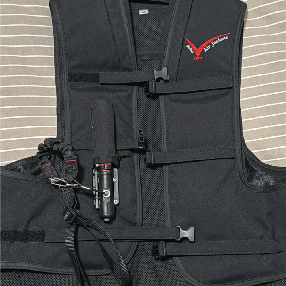 Black Equestrian Air Vest Point Two